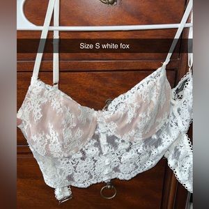 Size: Small, Brand: White Fox, color: white